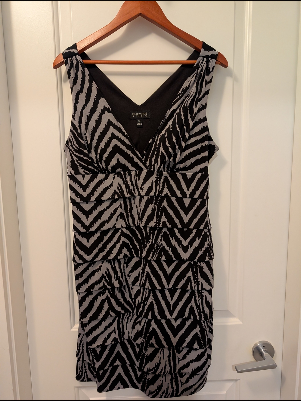 Enfocus Studio Black and Gray Abstract Midi Dress